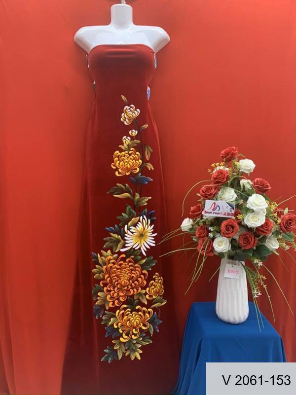 Vải Áo Dài Nhung Vẽ Hoa Cúc Màu Đỏ AD V2061-153 1